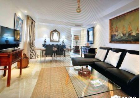 Alquiler de piso en Calle Auriga - Photo 4