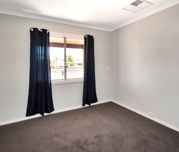 Newly Renovated - Three Bedroom Home - Photo 5
