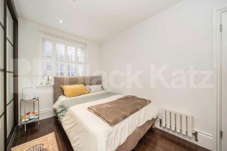 A beautifully presented two-bedroom apartment of approximately 687 sq ft - Photo 4