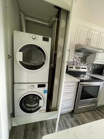 For Lease - 160 Darras Court, Brampton, Ontario - Photo 3