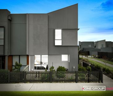 Modern Family Living Minutes from Donnybrook Station - Photo 2