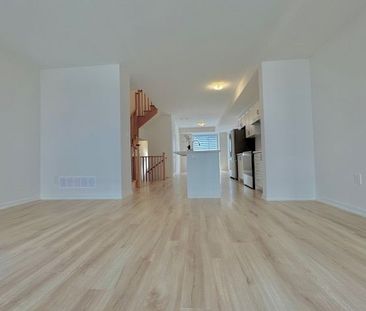 For Lease - 136 Rattenbury Road, Vaughan, Ontario - Photo 3