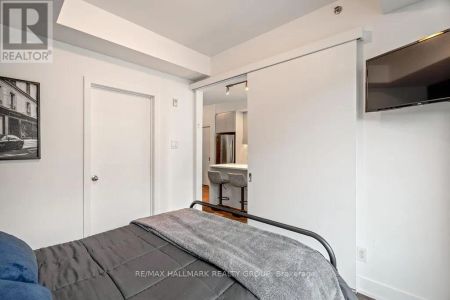 308 - 108 RICHMOND ROAD - Photo 5