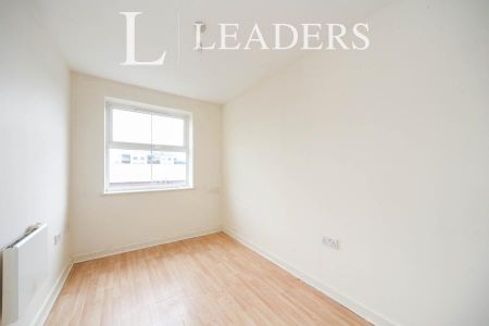 2 bedroom apartment to rent Holly Street, Luton, Bedfordshire, LU1 - Photo 2