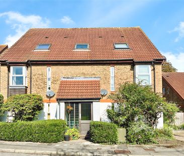 Colburn Crescent, Guildford, Surrey, GU4 7YZ - Photo 4