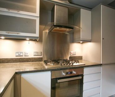 1 bedroom ground floor flat to rent - Photo 3