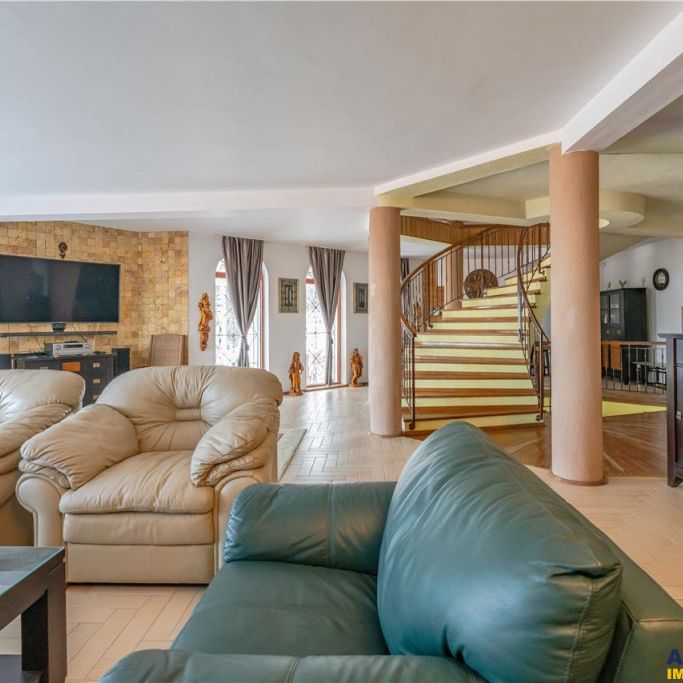 Castelariu:spectacol panoramic,locatie prestigioasa,Nemobila - Fotografie 1