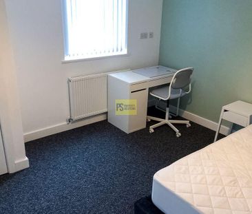 5 bedroom terraced house to rent - Photo 4