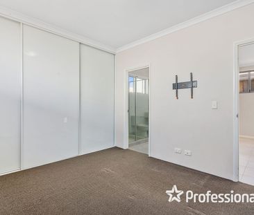 Modern 3-Bed, 2-Bath Gem! - Photo 3