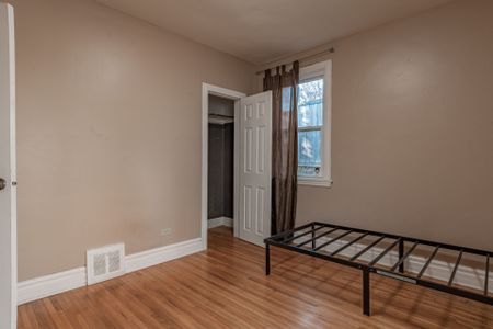 For Lease - 280 London Street Unit# Main/Upper, Peterborough, Ontario - Photo 2