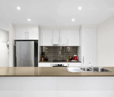 3/36 Antill Street, - Photo 6