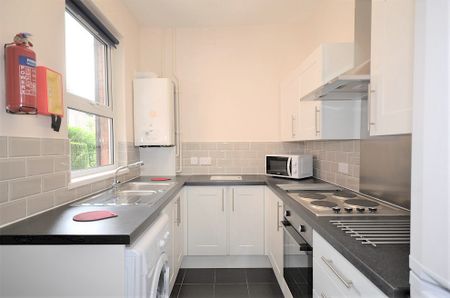 61, Thompson Road, Ecclesall, Sheffield S11 8RB - Photo 3