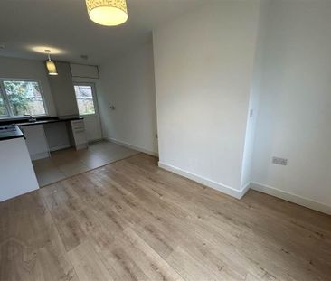 140 Bloomfield Road South, Bangor, BT19 7HR - Photo 4