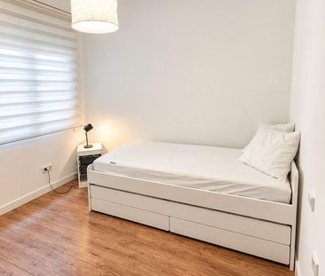 4 room luxury Apartment for rent in Valencia - Photo 6