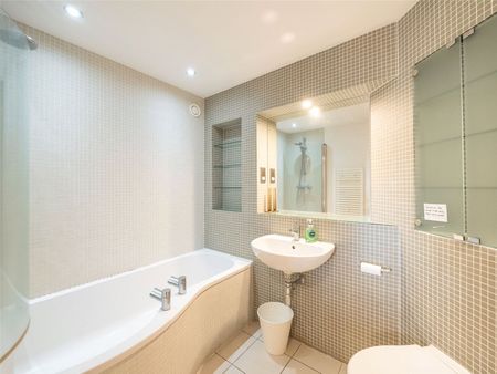 1 bedroom apartment to rent - Photo 2