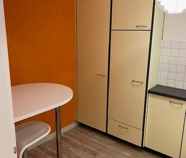 APPARTEMENT DE 3½ PIECES AU CENTRE VILLE , RUE PIETONNE - Foto 3