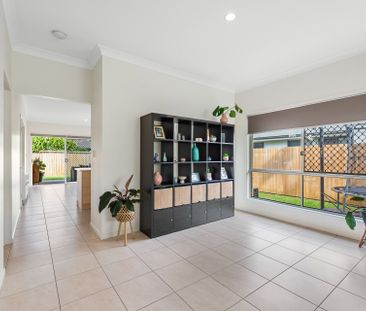 200m From The River Sits This Immaculate Spacious Home - Photo 2