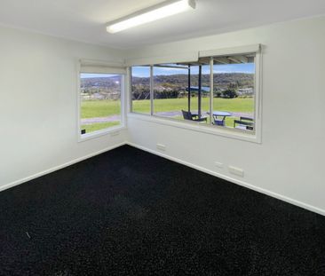 1000A Woy Woy Road, Woy Woy Bay NSW 2256 - House For Rent | Domain - Photo 1