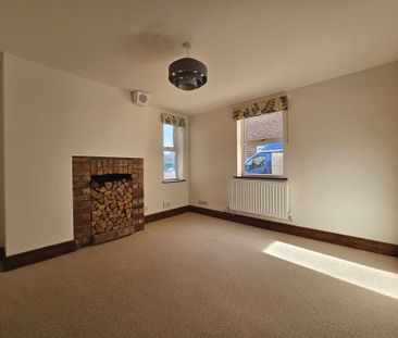 Cheltenham Road, Gloucester, GL2 - Photo 1