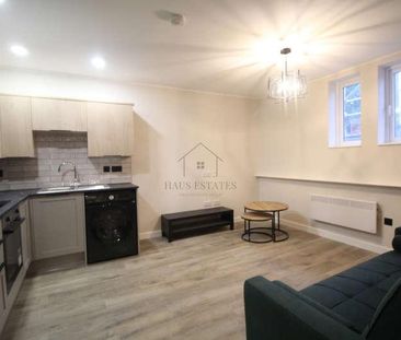 St. Columbas Close, Coventry, West Midlands, CV1 - Photo 6