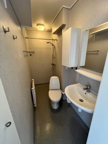 Flot større lejlighed med altan - Foto 4