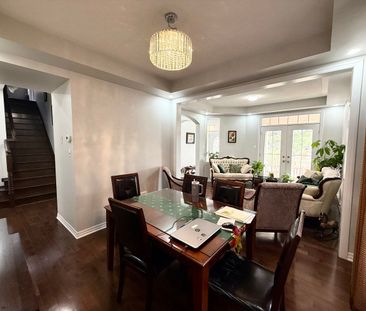 For Lease - 79 Bulmer Street, Newmarket, Ontario - Photo 5