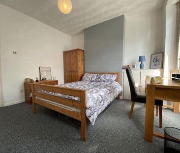 5 bedroom terraced house to rent - Photo 3