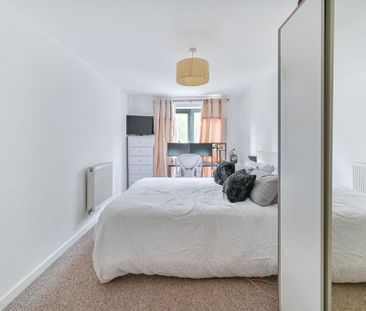 1 bedroom flat to rent - Photo 6