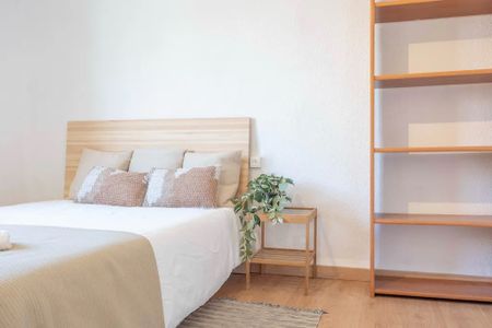 Carrer de Mistral, Valencia, Valencian Community 46020 - Photo 5