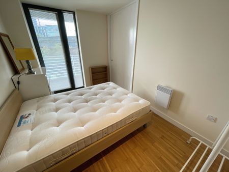 2 bedroom to let - Photo 2