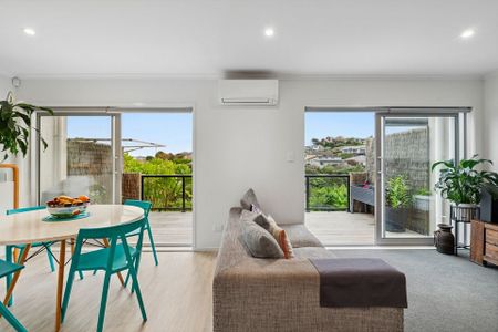 Modern Townhouse w/shared community facilities - Photo 2