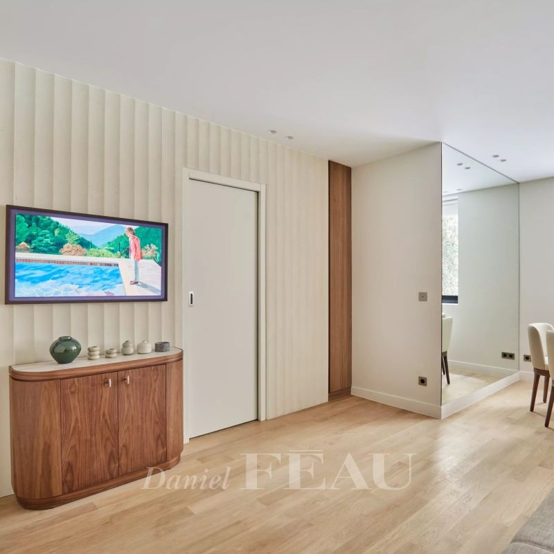 Paris VIIIe - Faubourg Saint-Honoré. - Photo 1