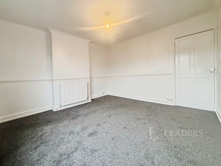 3 bedroom end of terrace to rent Stafford Street, WS12 - Photo 3