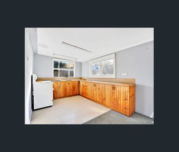 Quiet & Private Living - Photo 1