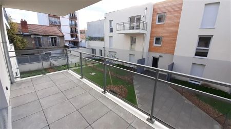 Location appartement 3 pièces - 61m² à Clermont ferrand (63000) - Photo 2