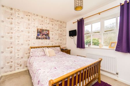 2 bedroom house to rent Hilbre Drive, Ellesmere Port, CH65 - Photo 3