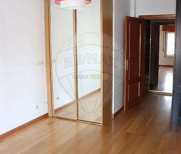 Apartment T1 in Carcavelos e Parede, Cascais - Photo 4
