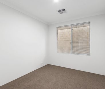 New Home in Peaceful Mandogalup - Photo 2