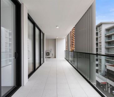 Spacious 3 Bedrooms in the Heart of Bondi - Photo 1