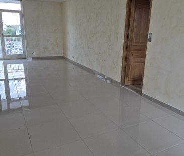 Location Appartement 3 pièces 67m² MAUBEUGE 59600 - Photo 1
