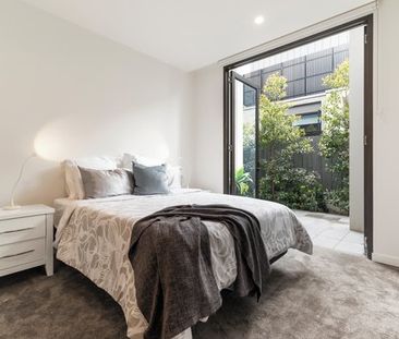FAMILY HOME WITH LOADS OF CHARM IN EXCELLENT POSITION - Photo 5