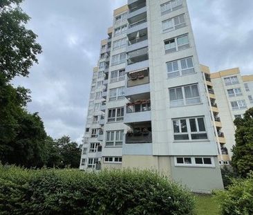 Neue Wohnung, neues Glück! Praktische 3-Zi.-Wohnung - Foto 1