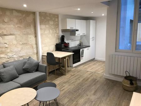 Location Appartement 1 pièce 32m² BORDEAUX 33000 - Photo 2