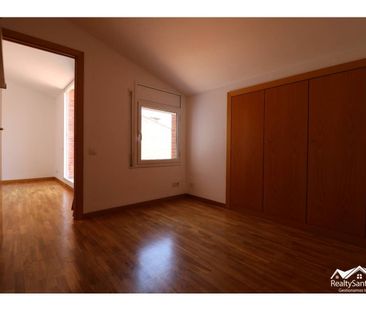 Ático de alquiler en Calle Carrasco I Formiguera, Coll Favà - Photo 2