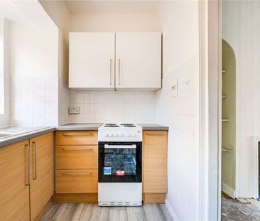 Savills are delighted to present a well presented two bedroom cotta... - Photo 6