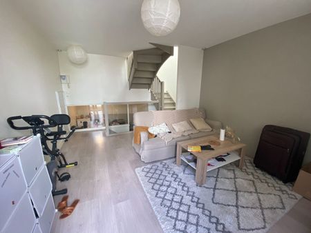 T2 en duplex de 37.27 m², place de la République réf 4335 - Photo 4