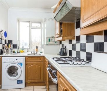2 Bed Flat, Mapesbury Road, NW2 - Photo 4