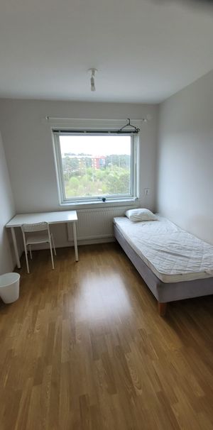 Kvartsekelsgatan, Göteborg - Photo 1