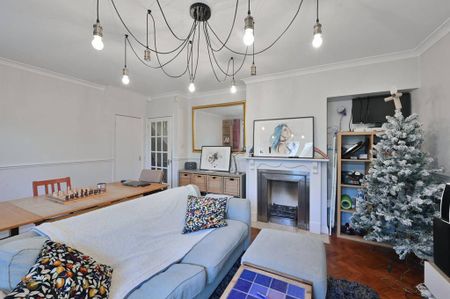 3 bedroom maisonette to rent - Photo 2