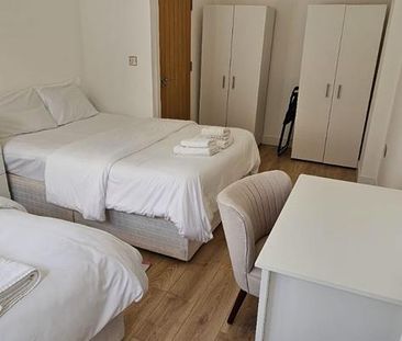 2 bedroom flat to rent - Photo 6